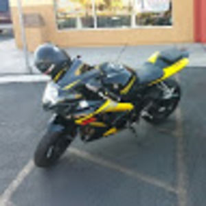 Meet your Posher, Dennis